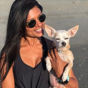 Meet your Posher, Monica